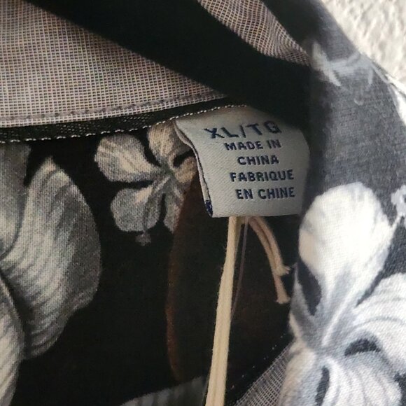 NWT Tommy Bahama Mens Short Sleeve Button Up Shirt USC Trojans Football Size XL - Picture 8 of 12